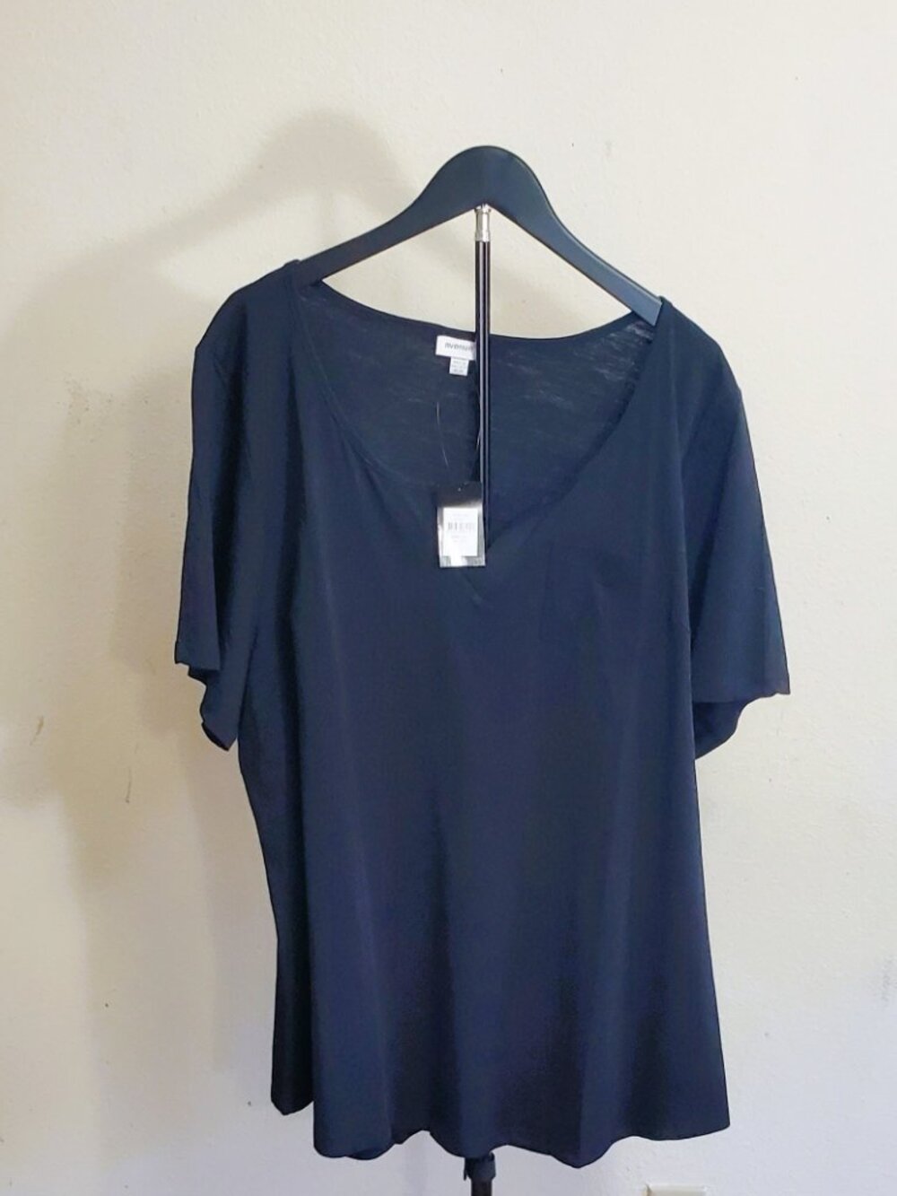 The Avenue Split Neck Top For Plus Size Women NWT Black Size 22/24